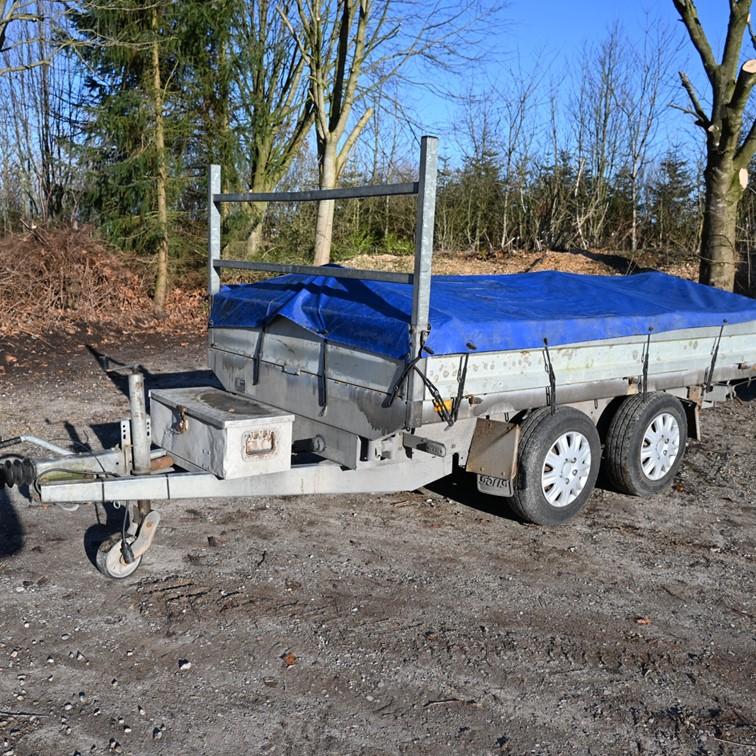 TR001 - Tiptrailer 2700 kg.