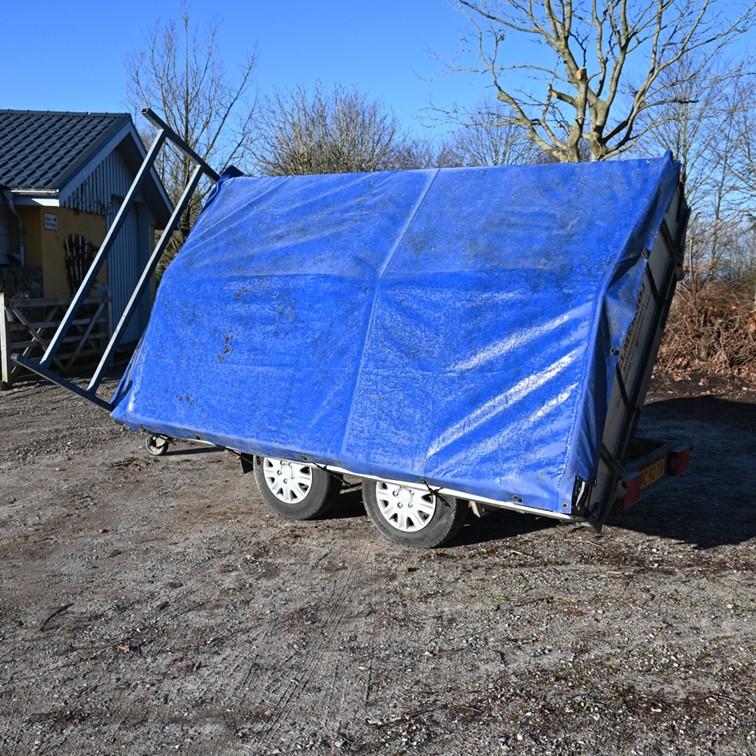 TR001 - Tiptrailer 2700 kg.